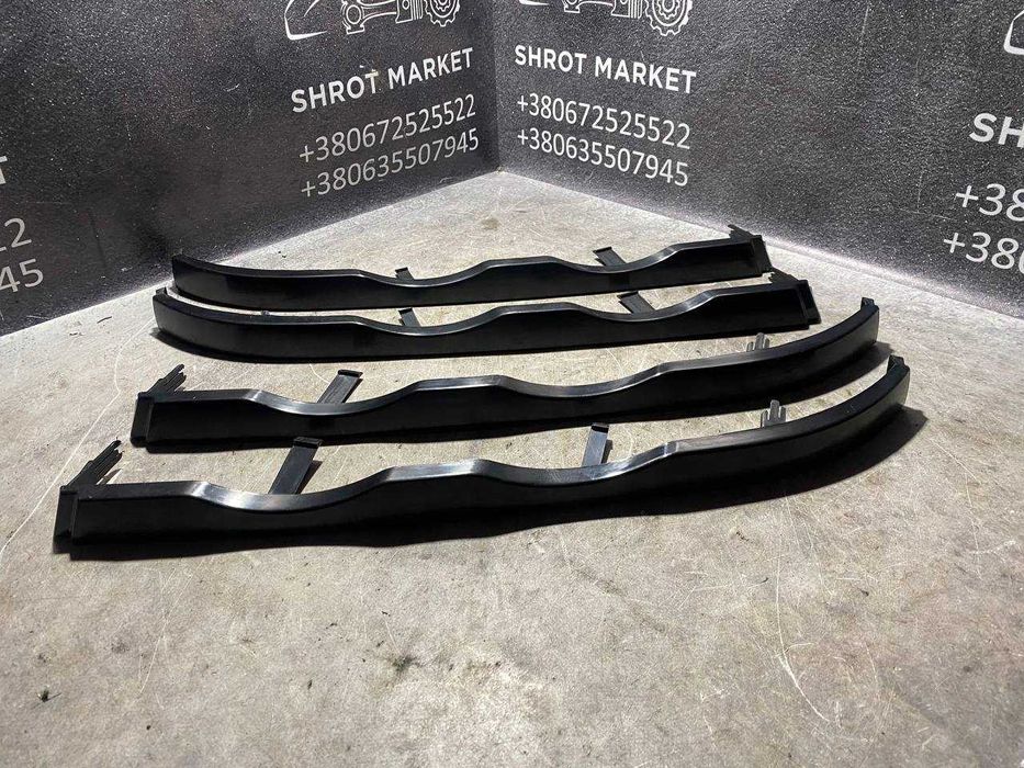 Накладки планка вія права ліва під передні фари для BMW 3 Series E46