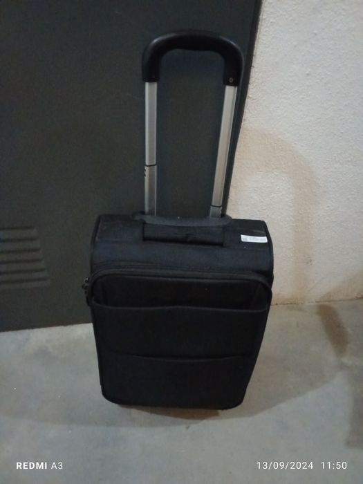 Malas trolleys diversas