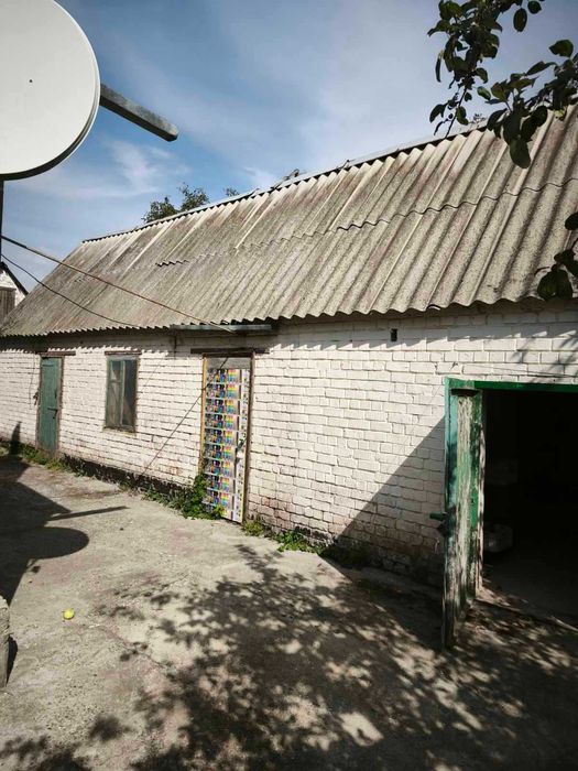 Продам газифікований будинок 100,1 кв.м зі зручностями та ділян 15сот