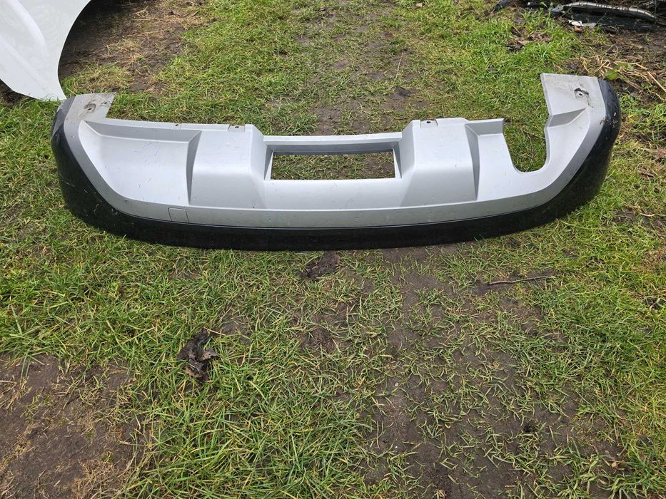 zderzak tył dokładka Audi Q2 S-line 81A