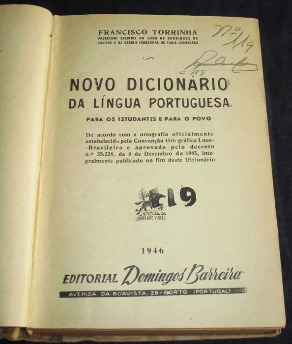 Livro Novo Dicionário da Língua Portuguesa Francisco Torrinha 1946