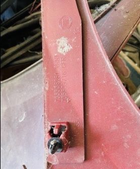 Крыло заднее крышка окантовка оббивка кришка Fiat Doblo інші мото запч