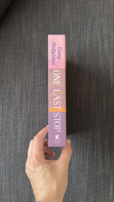 Livro One Last Stop de Casey McQuiston