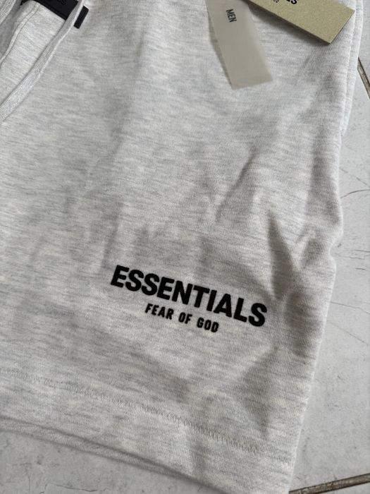 Шорти Essentials