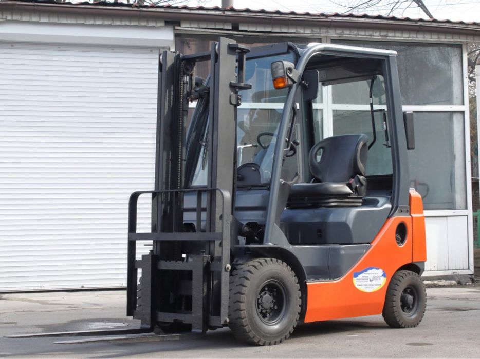 б/у Навантажувач, кара, погрузчик Toyota 1,5т