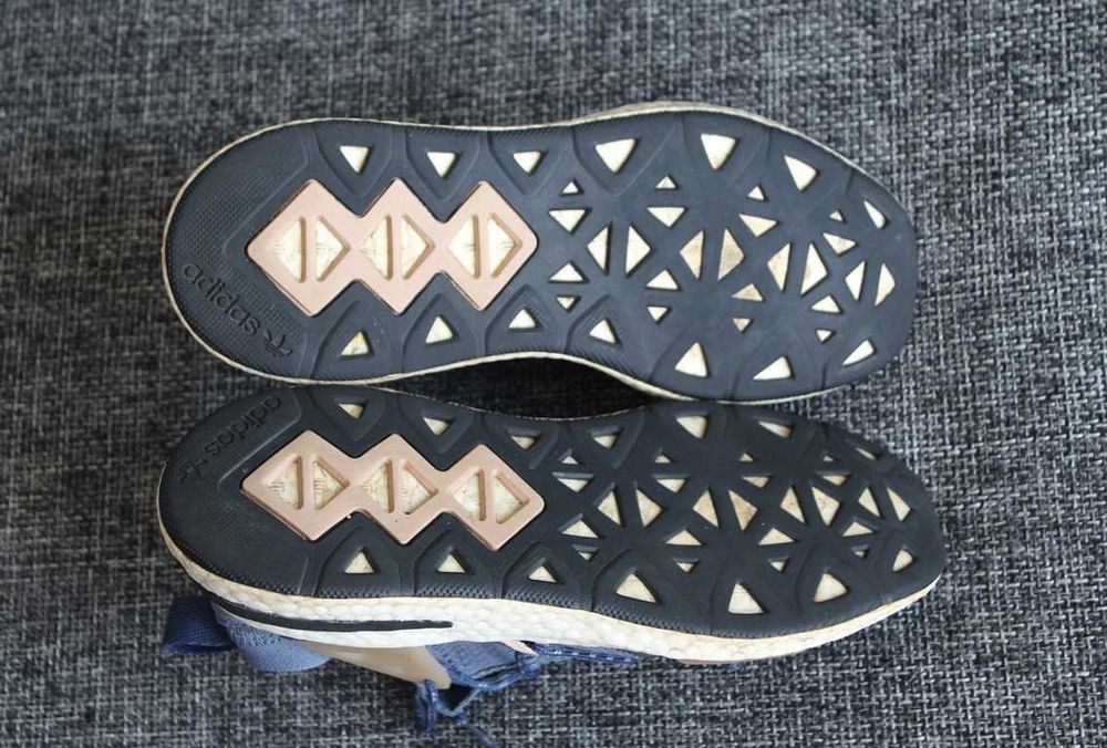 Кросівки Adidas Originals Arkyn W Boost Оригінал 38р