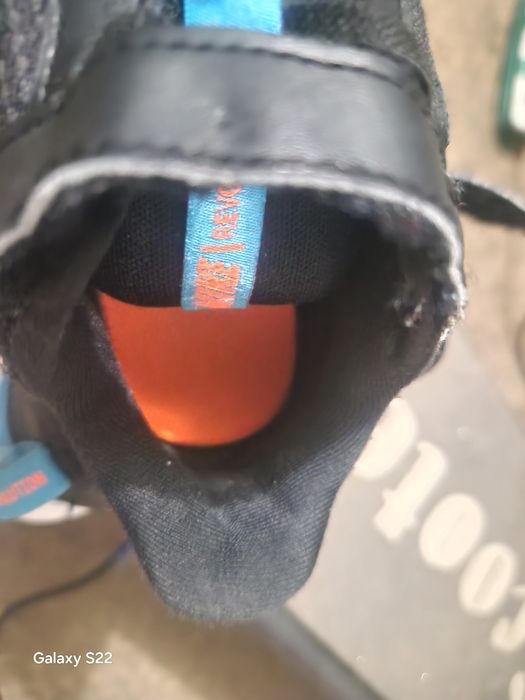 Продам кросівки гарной фірми Nike 28р.17 см.