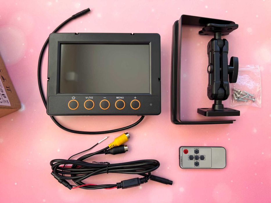 ВОДОНЕПРОНИЦАЕМЫЙ AHD монитор на две камеры