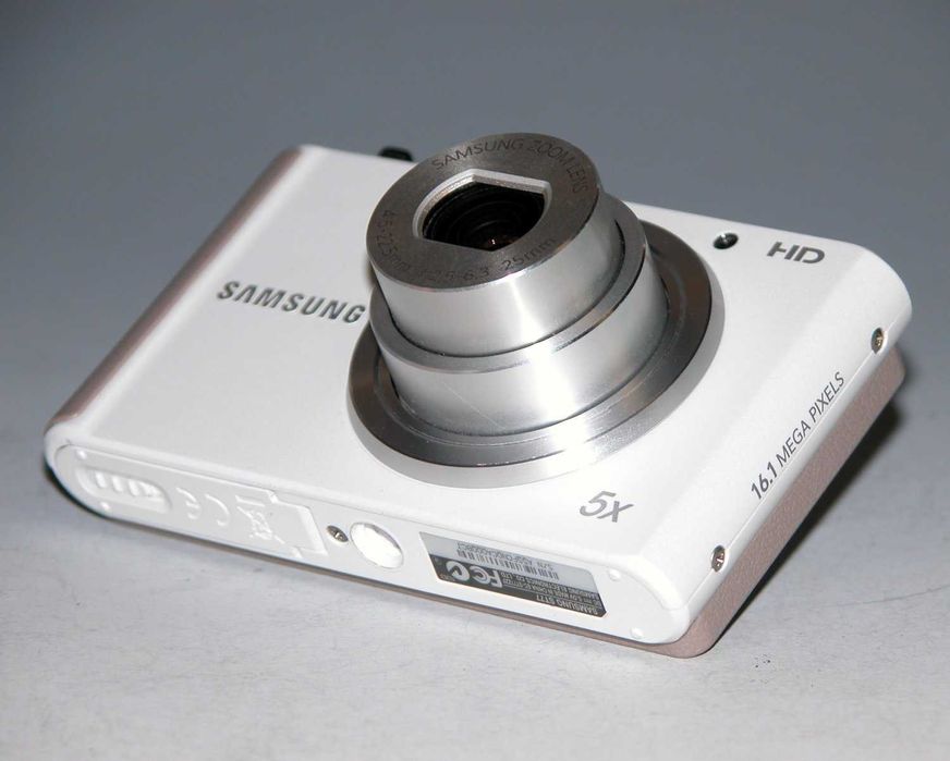 Câmara, Samsung ST70, em bom estado, pronta a ser usada