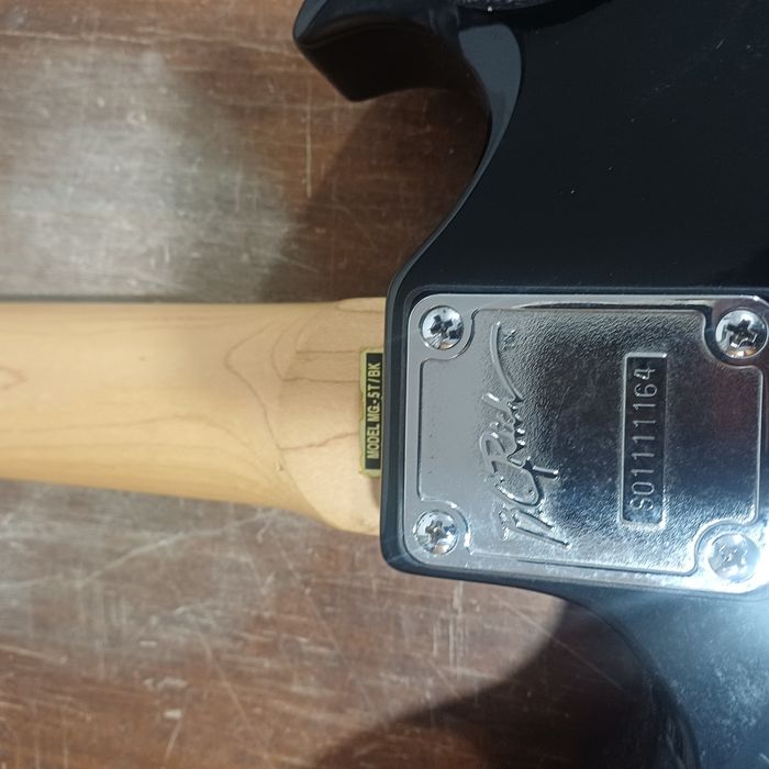 Guitarra  B.C Rich como nova