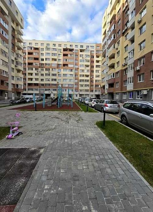 Продаж 3 кім квартири по вул. Угорська