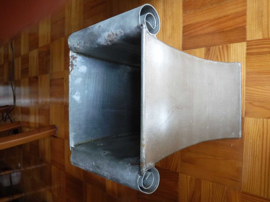 Vaso de metal e vaso para suspender - Oferta de outros vasos usados