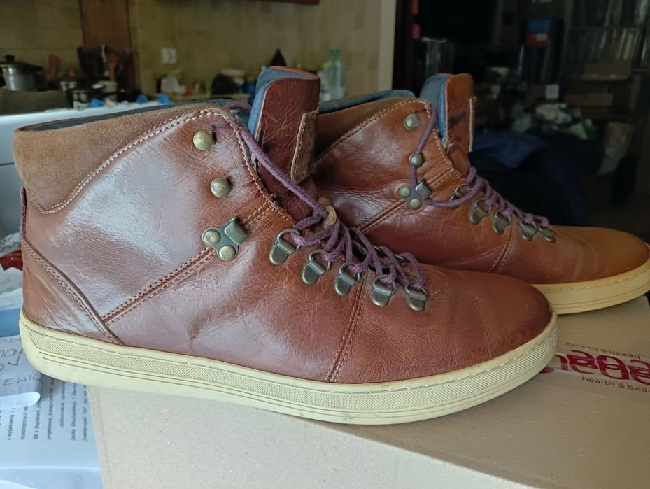 Portugalskie półbuty skórzane 41 snickersy j. timberland skóra ecco 26