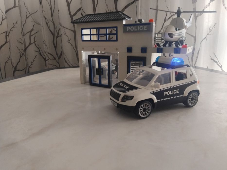 Esquadra da polícia da playmobil