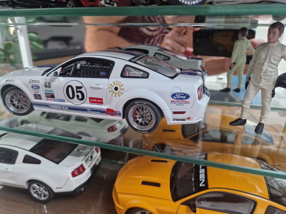 Ford mustang grandam 500c autoart 1:18