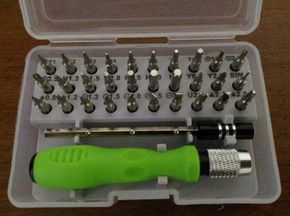 Часовые отвёртки 32 в 1