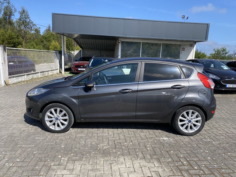 Ford Fiesta — fotografia 8