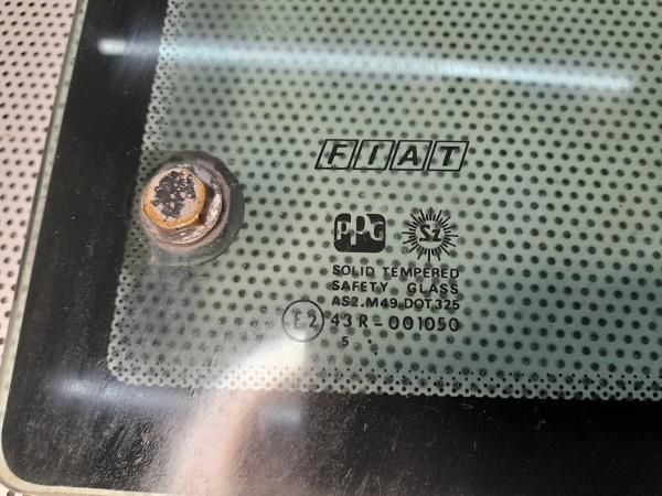 Vidro do painel trás esquerdo FIAT Cinquecento (170_)