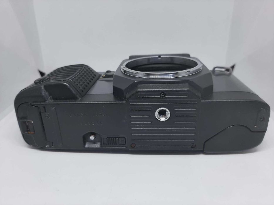 Aparat Canon T70 korpus