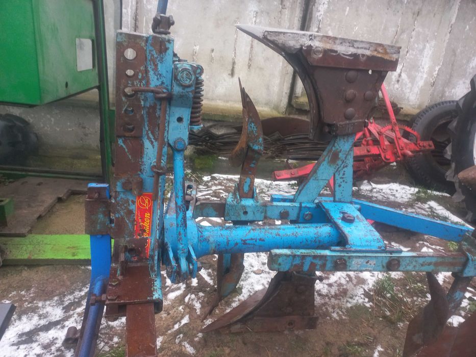 Плуг Лемкен  Lemken