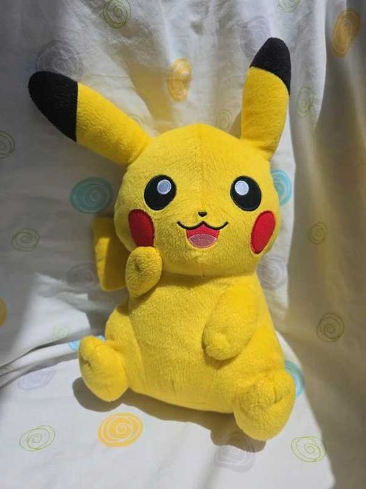 Pokemon peluche grande oficial do pokémon Pikachu da banpresto