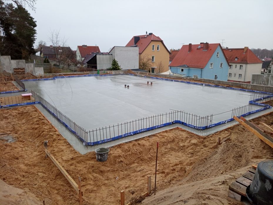 Budownictwo, usługi minikoparka