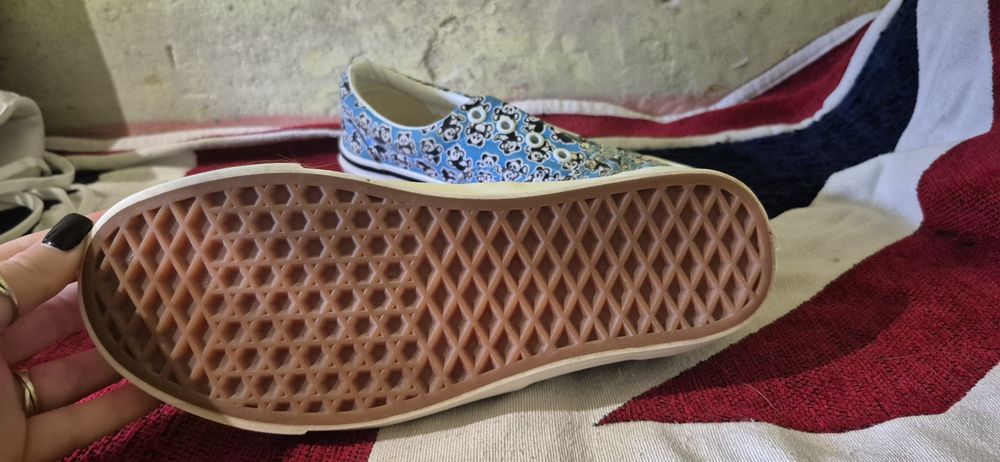 Продам кеди Vans,оригінал