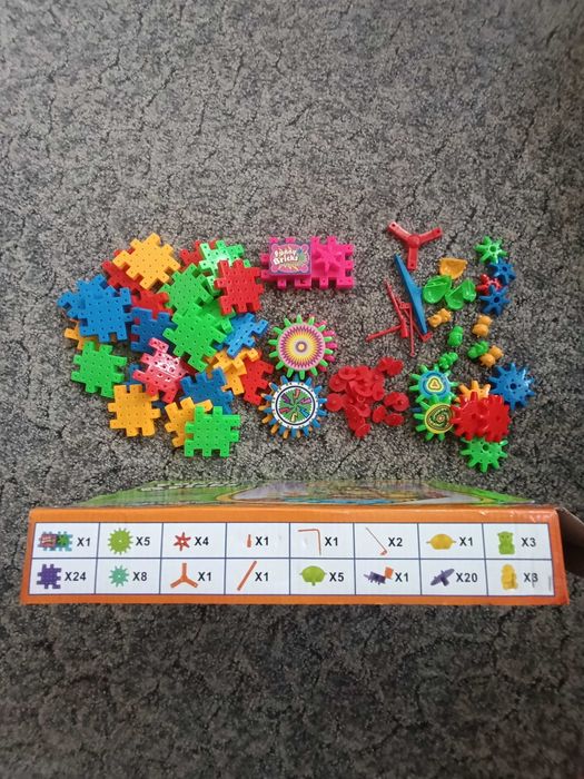 Дитячий конструктор Funny Bricks, 81 деталь, новий