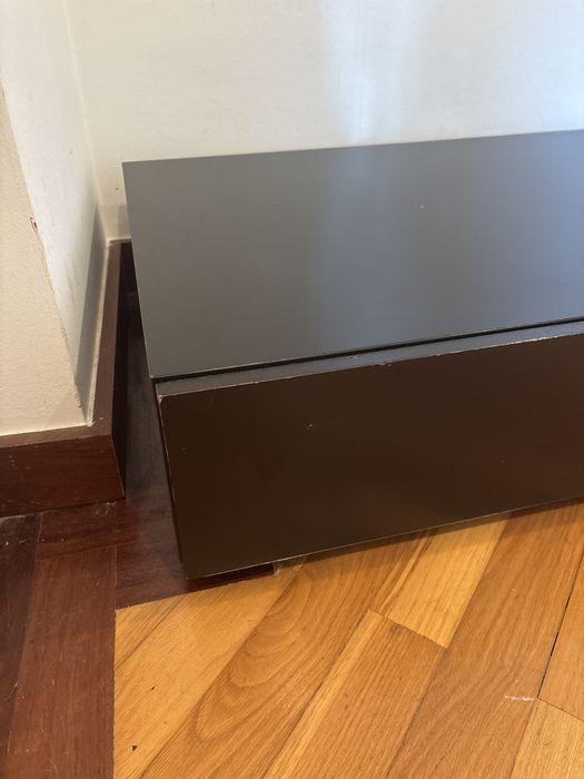 Movel tv e multiusos da bo concept. Em bom estado.