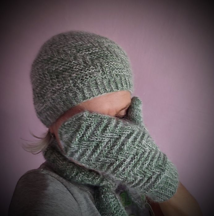 Шапка, рукавички, шарфик. Ручна робота
