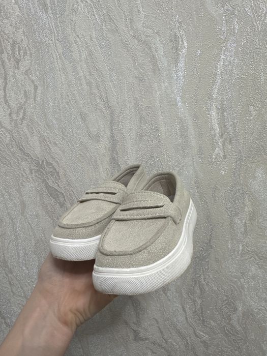 Дитячі замшеві лофери