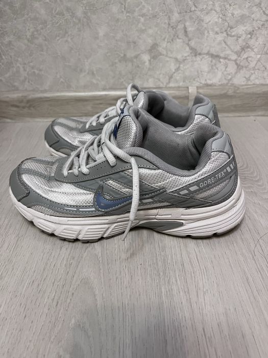 Кросівки nike,nike,newbalance