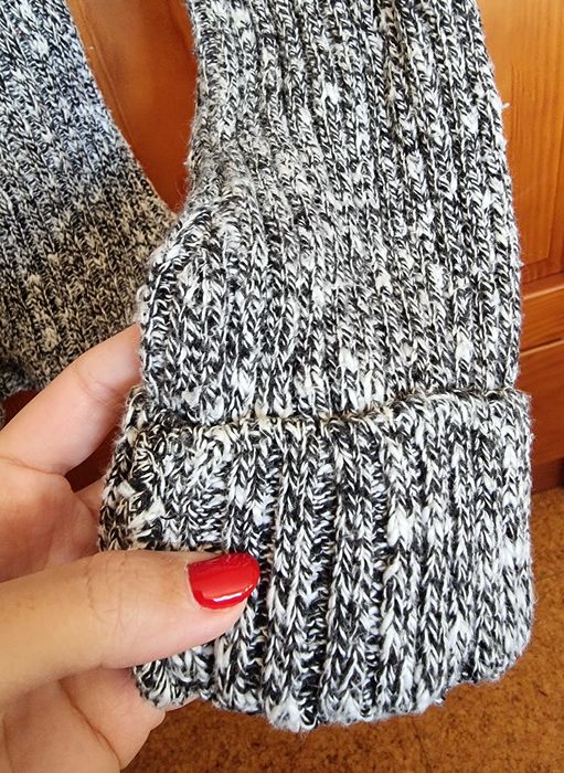 Camisola de malha com padrão em tons de cinzento/ preto, tamanho XS/ S