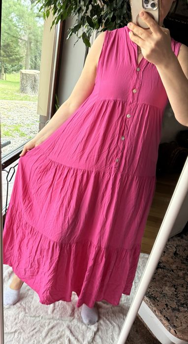 Śliczna lekka sukienka Made in Italy 100% Viskoza polecam !