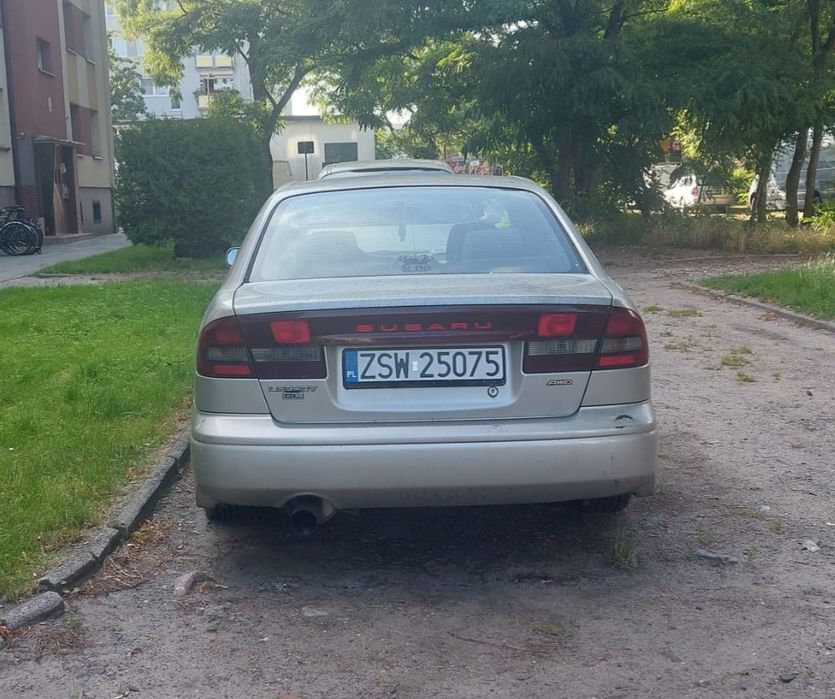 Subaru Legacy 2.0