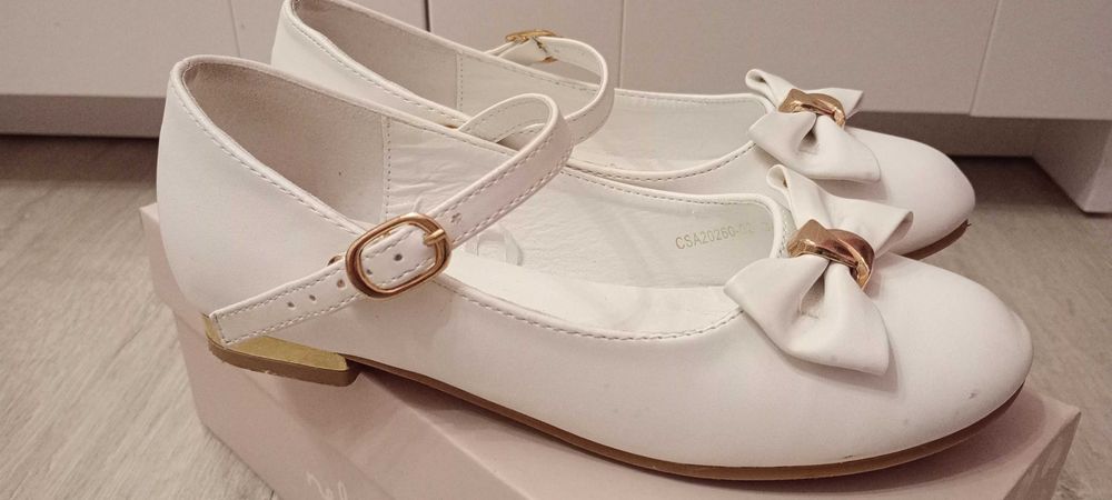 Buty komunijne dziewczęce r. 34
