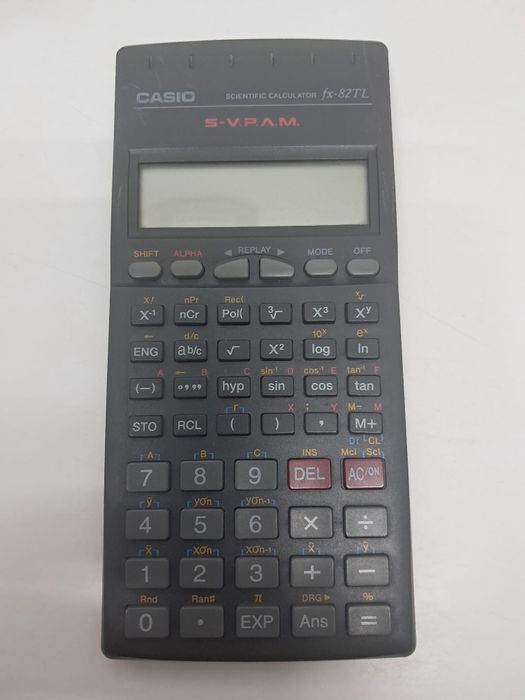 Calculadora científica Casio fx-82TL