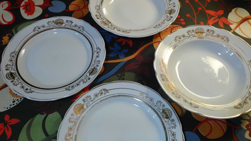 набор столовый СССР для съемной квартиры