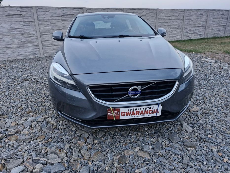 Volvo V40 Inscryption!!!