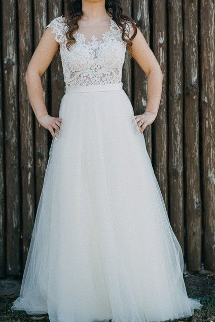 Piękna Suknia ślubna