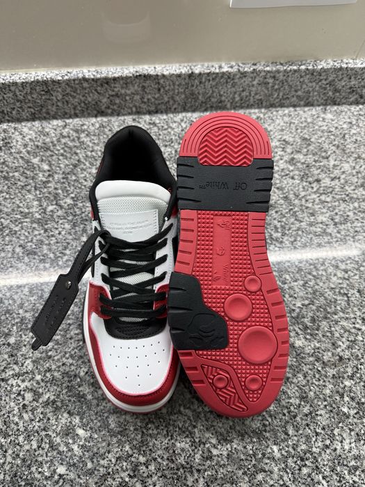 Off-white Sneakers