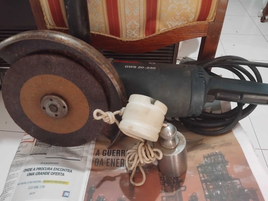 Rebarbadora profissional Bosch GWS 20-230