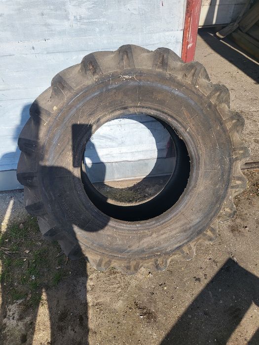 Sprzedam 2 opony rolnicze