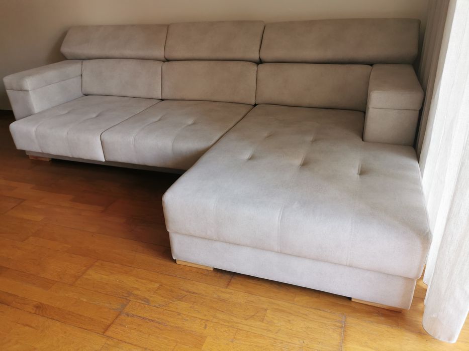 Sofá novo apenas com 2 meses de existência