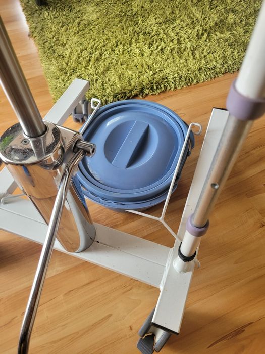 Hydrauliczny podnośnik pacjenta
