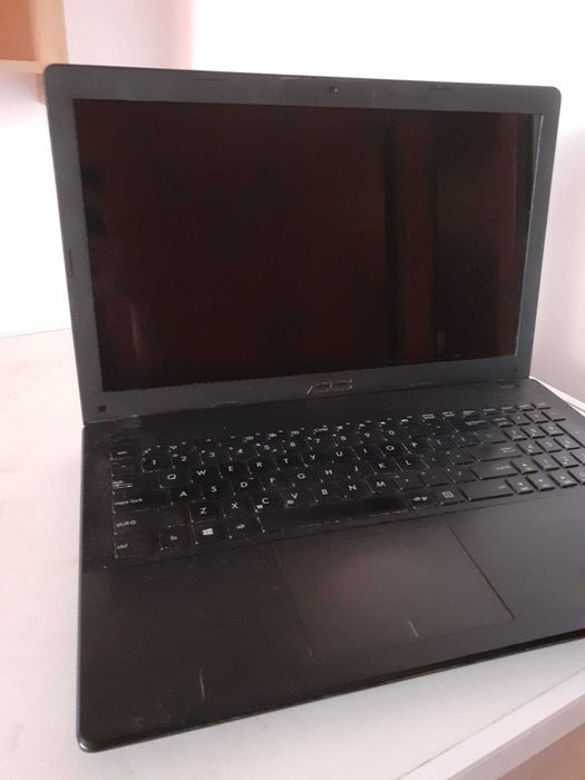 Laptop ASUS X551M z ładowarką SPRAWNY duża pamięć