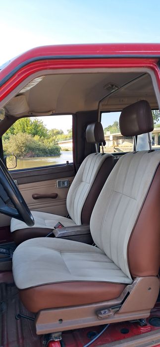 Toyota 4Runner - 2.4 EFI - 1986