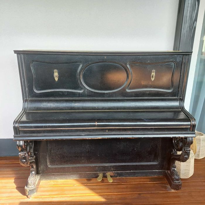 Pianino marki W. BIESE używane