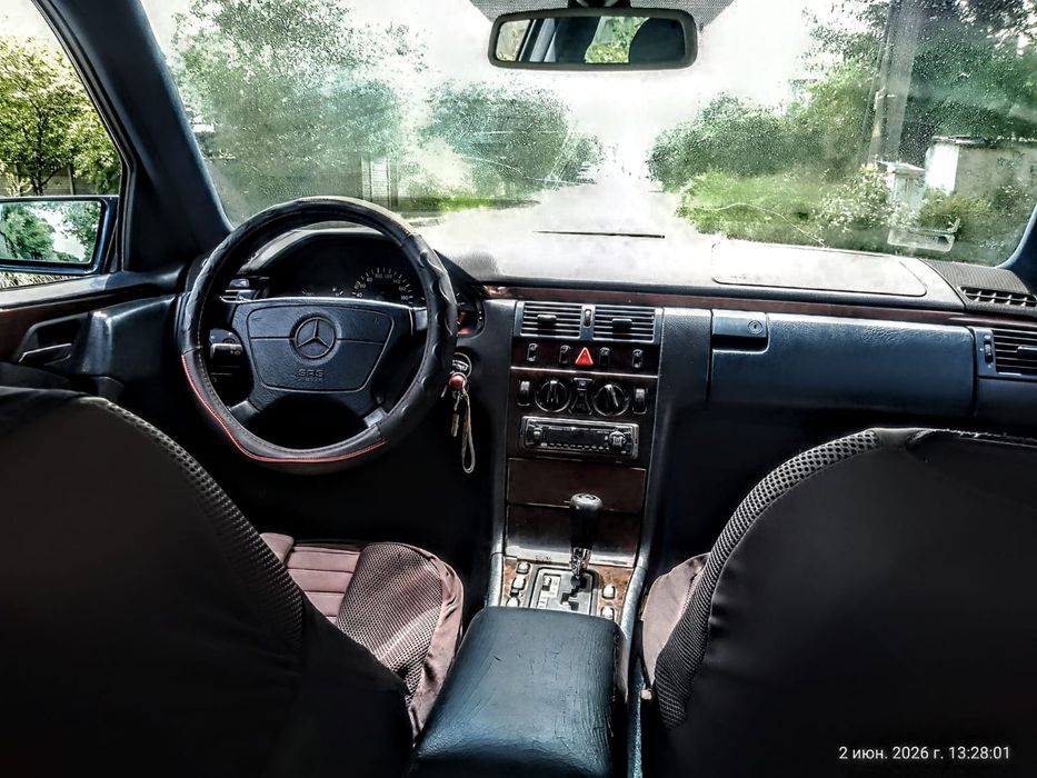 Мерседес 210 E300d