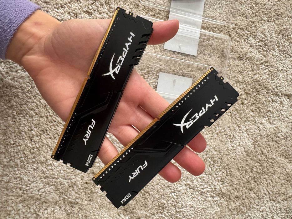 Memória RAM DDR4 KINGSTON HyperX Fury HX424C15FB3/4